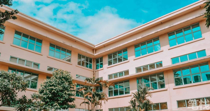 笔栈降AI率,笔栈降AI官网,笔栈降AIGC率,笔栈论文查重系统